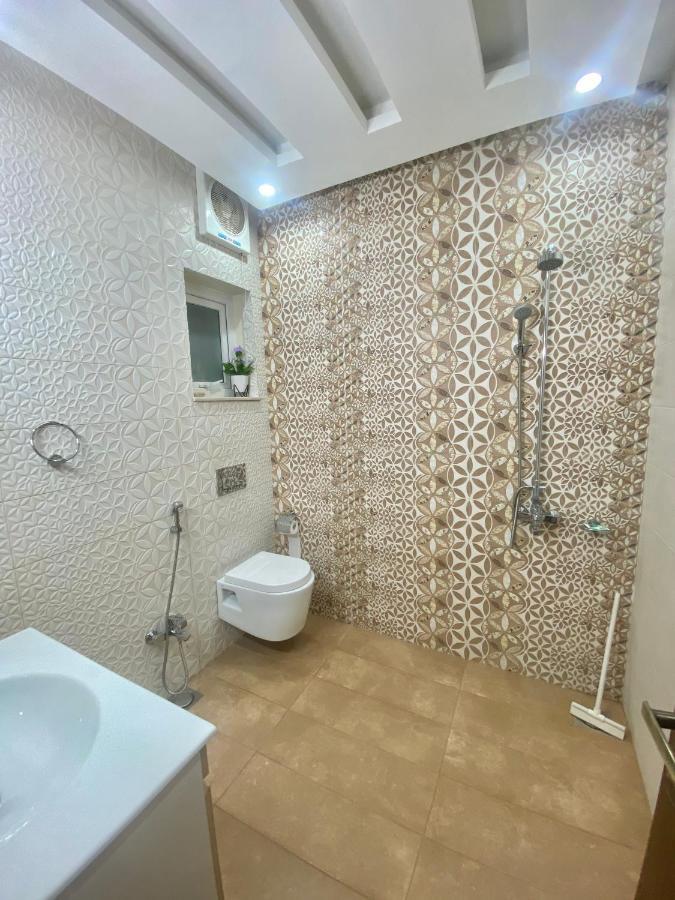Continental Boutique House Bed & Breakfast Исламабад Екстериор снимка